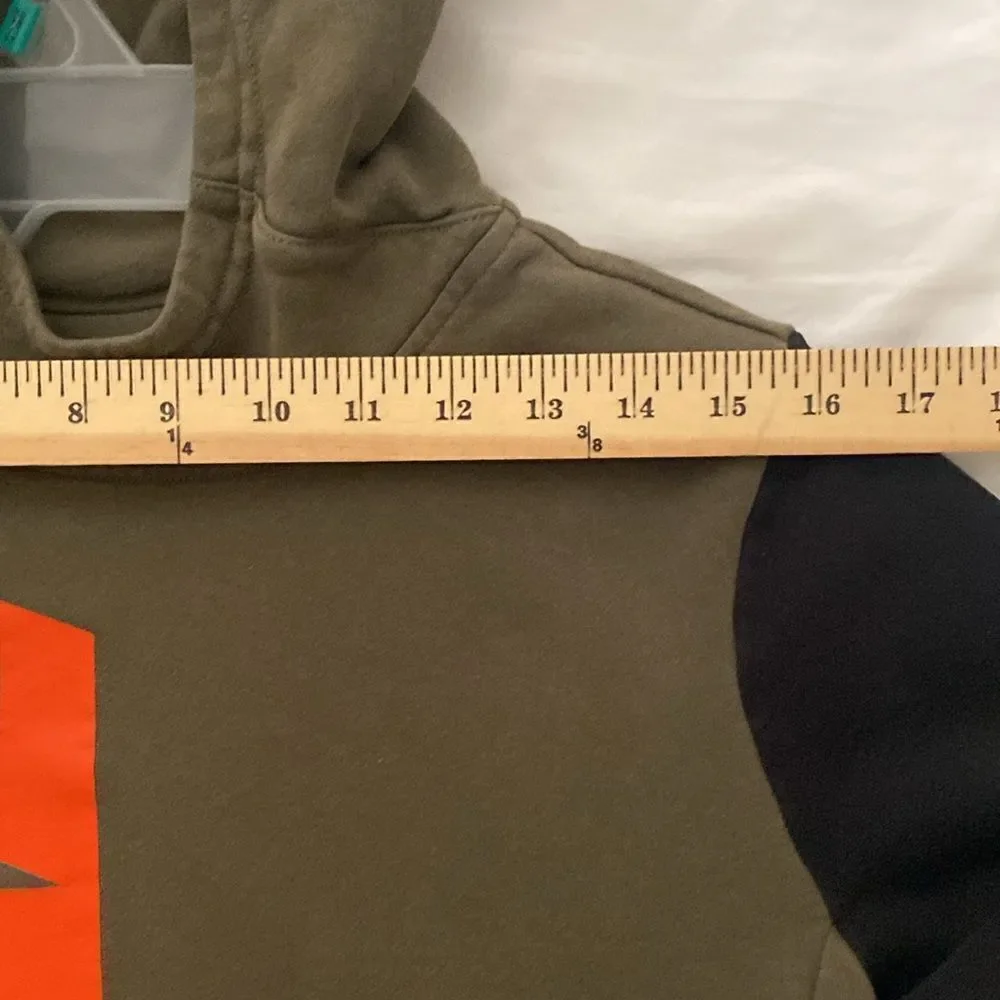 NIKE Boy’s Hoodie Size XL
